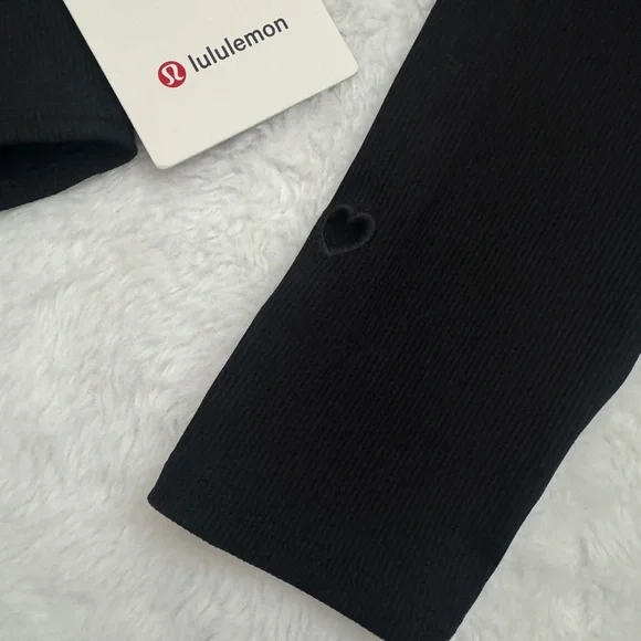 Lululemon Nulu Ribbed Wrap-Front Long-Sleeve Shirt
Heart/ Black/ M - Picture 8 of 8